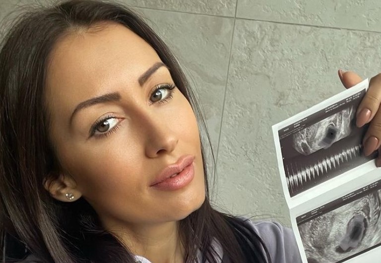 С второто си дете е бременна една от най популярните поп фолк